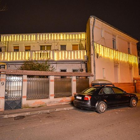 Ideal Accommodation Old Centre Bucarest Esterno foto