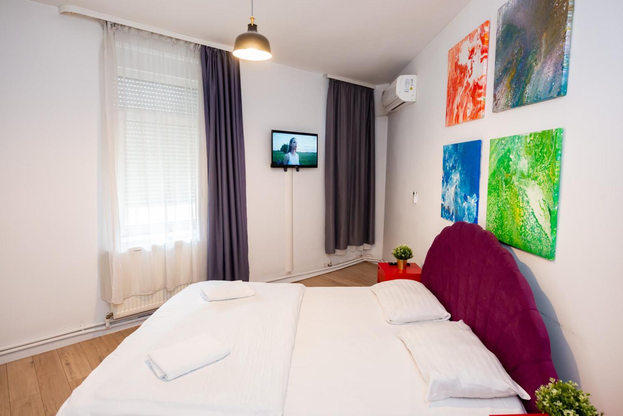 Ideal Accommodation Old Centre Bucarest Esterno foto