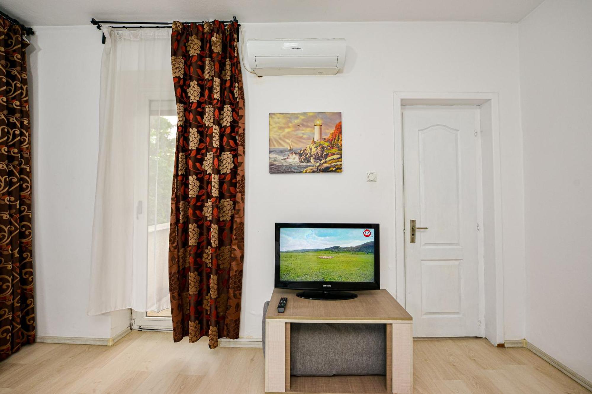 Ideal Accommodation Old Centre Bucarest Esterno foto