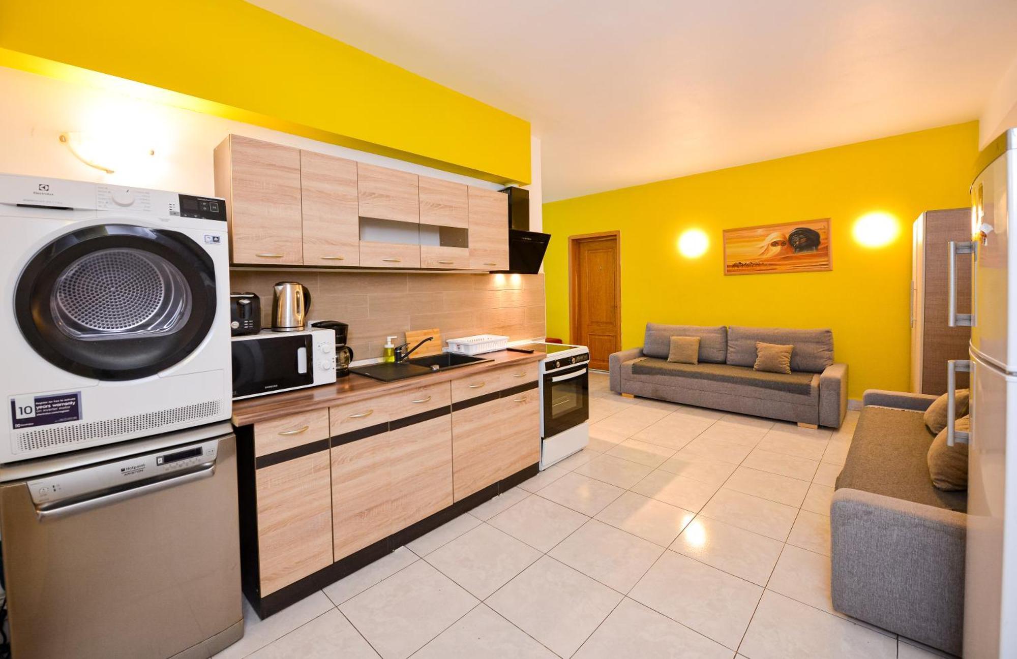 Ideal Accommodation Old Centre Bucarest Esterno foto
