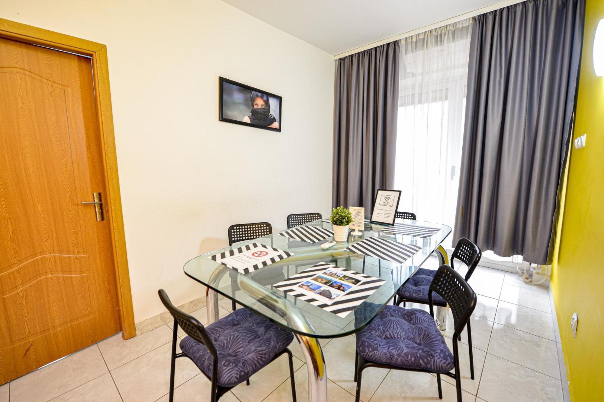 Ideal Accommodation Old Centre Bucarest Esterno foto